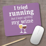 Citation de vin amusant - j'ai essayé de courir -<br><div class="desc">Un petit humour à boire que vous pouvez transmettre à vos copines amoureuses du vin. Faites-les rire avec ce cadeau de bâillon humoristique ou d'éléphant blanc. J'ai essayé de courir,  mais j'ai continué à renverser mon vin.</div>