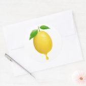 Citroen met druppel sap ronde sticker (Envelop)