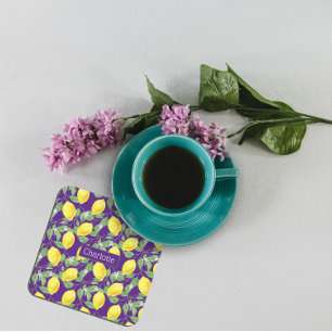 Citroenpatroon aangepaste naam geel paarse vierkante kartonnen onderzetter