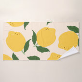 Citrons jaunes juteux, feuilles verts. Fraîchement (Serviette de bain)