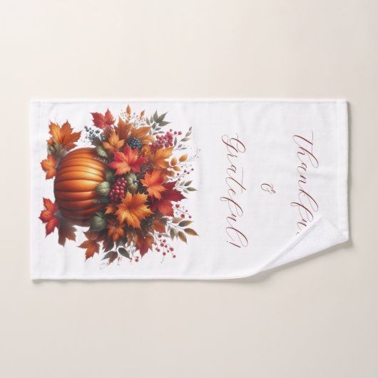 Citrouille avec feuilles automnales-Décor automnal (Serviette à main)