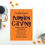Citrouille Carving Orange et Black Halloween Party<br><div class="desc">Des invitations élégantes à manger,  boire et carve donnent le ton pour une fête de sculpture citrouille amusante ! Invitation comporte un arrière - plan citrouille orange avec titre sculpté noir et texte personnalisé. L'arrière de la carte est muni d'un motif de citrouilles de lanternes jack o'.</div>