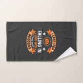 Citrouille d'Halloween tombant amoureuse (Serviette à main)