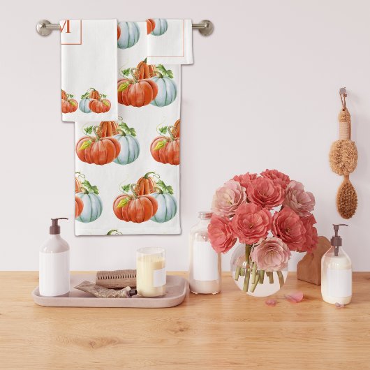 Citrouilles orange et blanc tombent Thanksgiving