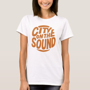 City On The Sound t shirt design, kleding nieuw, U