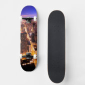 Cityscape in de nacht van Chicago Skateboard (Voorkant)