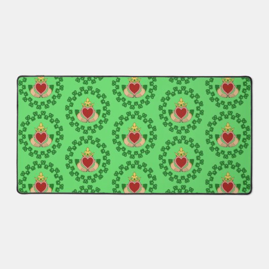 Claddagh and Green Knotwork (Recto)