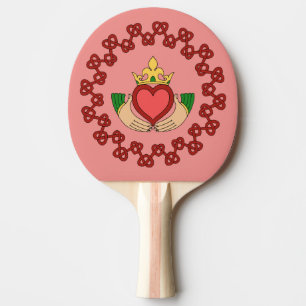 Claddagh en Red Knotwork op roze Tafeltennisbatje