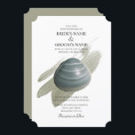 Clam Aquarelle Stroke Wedding Invitations<br><div class="desc">Cette chambre offre une vue sur la mer ou sur la piscine. Mariage sur la plage avec une palourde placée au-dessus d'un trait d'aquarelle élégant. Les tons terreux bleu-vert poussiéreux de la palourde donnent au design une esthétique naturelle. La couleur de trait de peinture est également utilisée pour le côté...</div>
