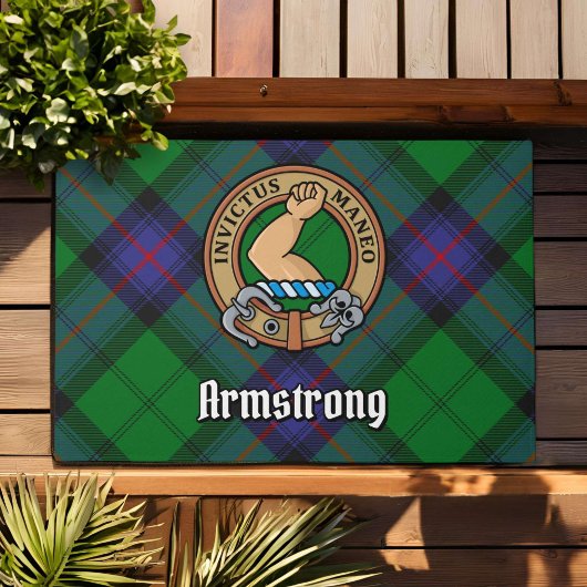 Clan Armstrong Crest over Tartan Deurmat