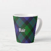 Clan Blair Tartan Latte Mok (Rechterhoek)