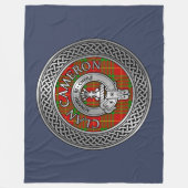 Clan Cameron Crest & Tartan Knot Fleece Blanket (Voorkant)