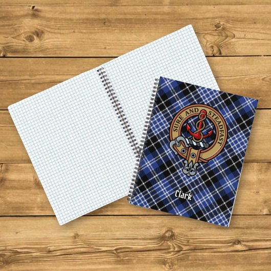 Clan Clark Crest over Tartan Notitieboek