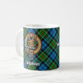 Clan Colquhoun Crest over Tartan Koffiemok (Voorkant links)