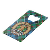 Clan Colquhoun Crest sur Tartan (Devant Angle)