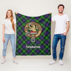 Clan Farquharson Crest over Tartan Fleece Deken