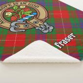 Clan Fraser Crest over Tartan Sherpa Deken (3/4)