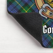 Clan Gordon Crest over Tartan Muismat (Hoek)