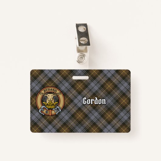 Clan Gordon Crest over Weathered Tartan Badge (Voorkant met clip)