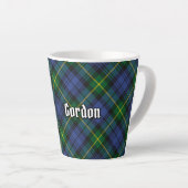Clan Gordon Tartan Latte Mug (Angle droit)