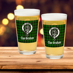 Clan Graham Crest Badge en Tartan Glas
