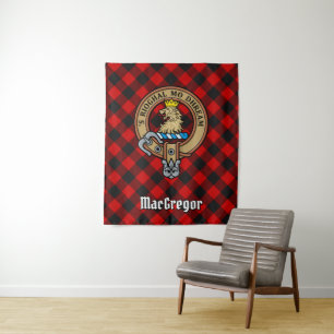 Clan Gregor Crest over Rob Roy Tartan Wandkleed