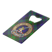 Clan Gunn Crest over Tartan Kredietkaart Flessenopener (Voorkant Gekanteld)