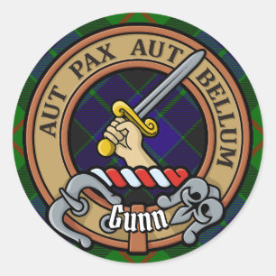 Clan Gunn Wapen over tartan Ronde Sticker