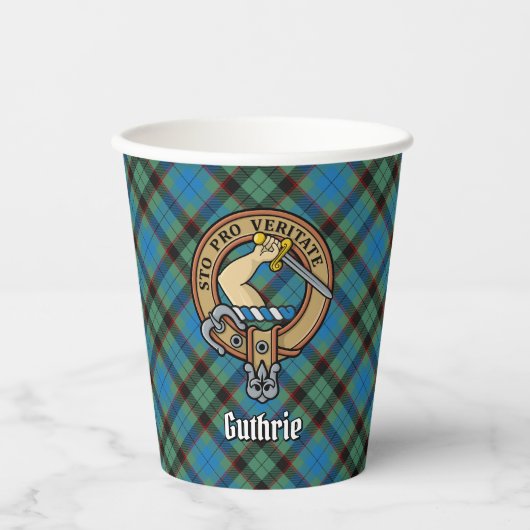 Clan Guthrie Crest over Tartan Papieren Bekers (Voorkant)