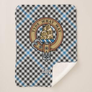 Clan Haig Crest over Check Tartan Sherpa Deken