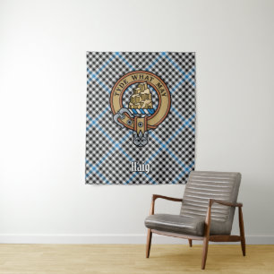 Clan Haig Crest over Check Tartan Wandkleed