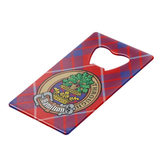 Clan Hamilton Crest sur Red Tartan (Devant Angle)