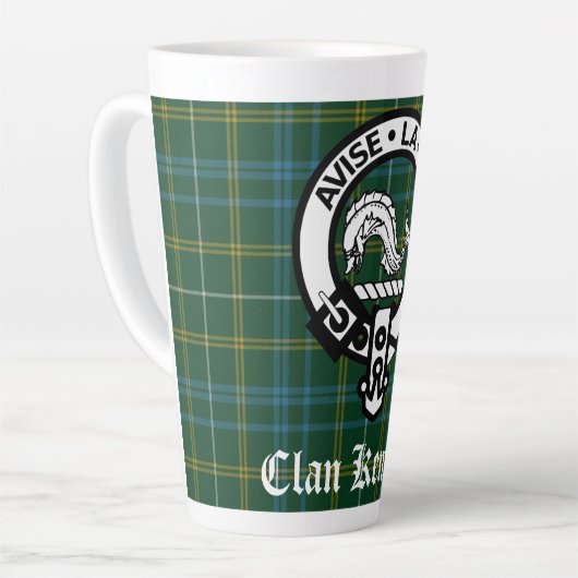 Clan Kennedy Crest Badge & Tartan Latte Mok (Linkerhoek)
