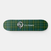 Clan Kennedy Crest Badge & Tartan Skateboard (Horizontaal)