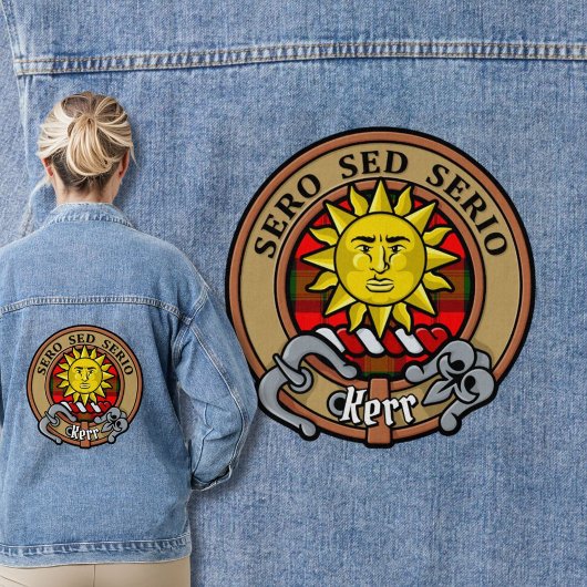 Clan Kerr Crest sur Tartan