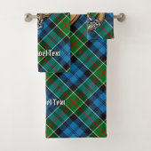 Clan Kirkpatrick Crest over Tartan Bad Handdoek (Insitu)