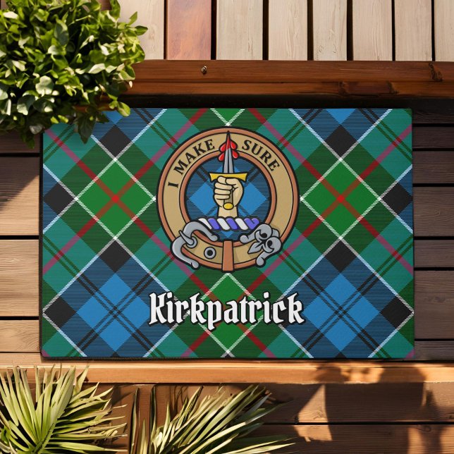 Clan Kirkpatrick Crest over Tartan Deurmat (Creator heeft geüpload)