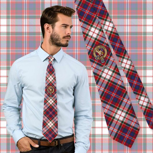 Clan MacFarlane Crest over Jurk Tartan Stropdas