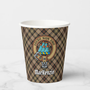 Clan MacKenzie Crest over bruine jacht Tartan Papieren Bekers