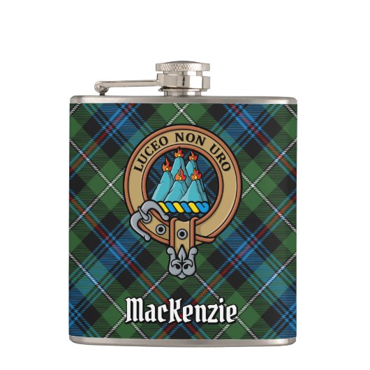 Clan MacKenzie Crest over Tartan Heupfles (Voorkant)