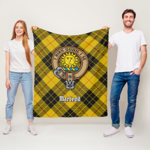 Clan MacLeod van Lewis Crest over Tartan Fleece Deken