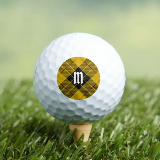 Clan Macleod van Lewis Tartan Golfballen (Insitu Shirt)