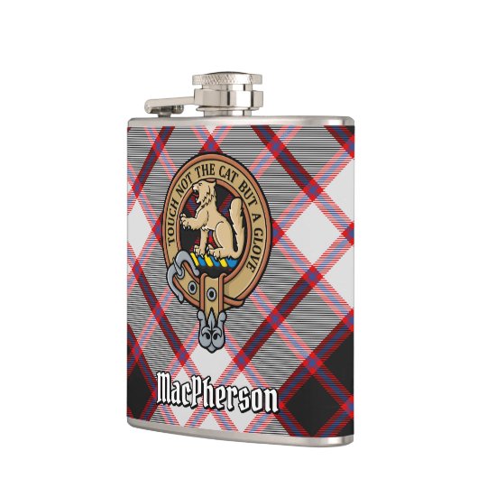Clan MacPherson Crest over de jacht op Tartan Heupfles (Links)