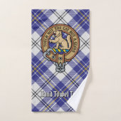 Clan MacPherson Crest sur la robe bleue Tartan (Serviette à main)