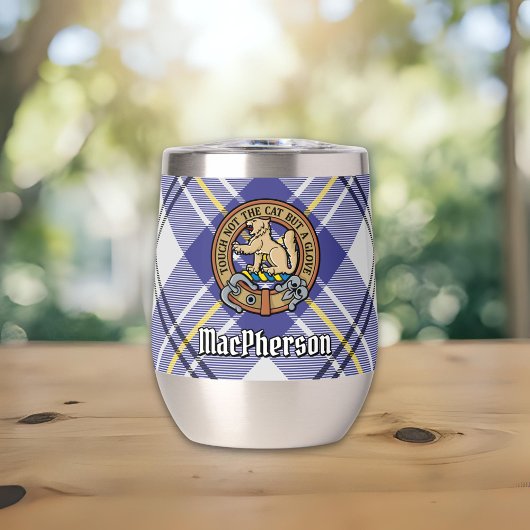 Clan MacPherson Crest sur la robe bleue Tartan
