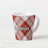 Clan MacPherson Robe Rouge Tartan Latte Mug (Angle droit)