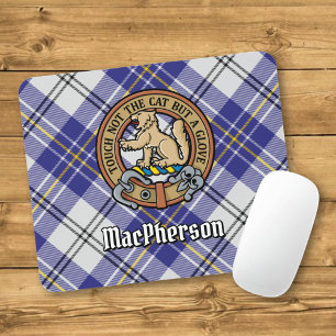 Clan MacPherson Wapen over Blauwe Dress Tartan Muismat
