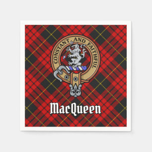 Clan MacQueen Crest boven Tartan Servet