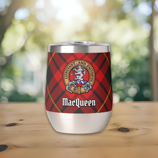 Clan MacQueen Crest sur Tartan