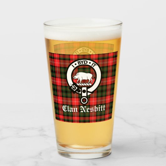Clan Nesbitt Crest Badge & Tartan Persoonlijk Glas (Voorkant gevuld)